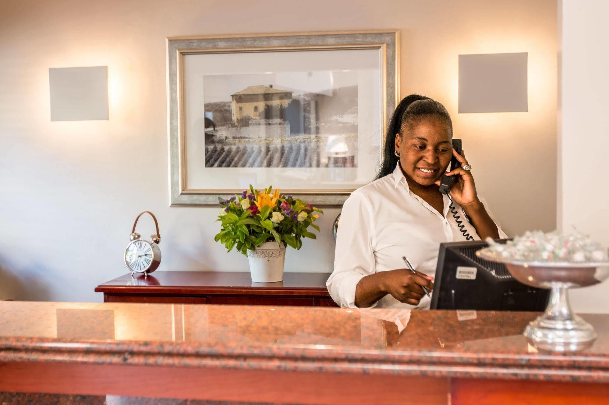 City Lodge Hotel Eastgate Йоханнесбург Экстерьер фото